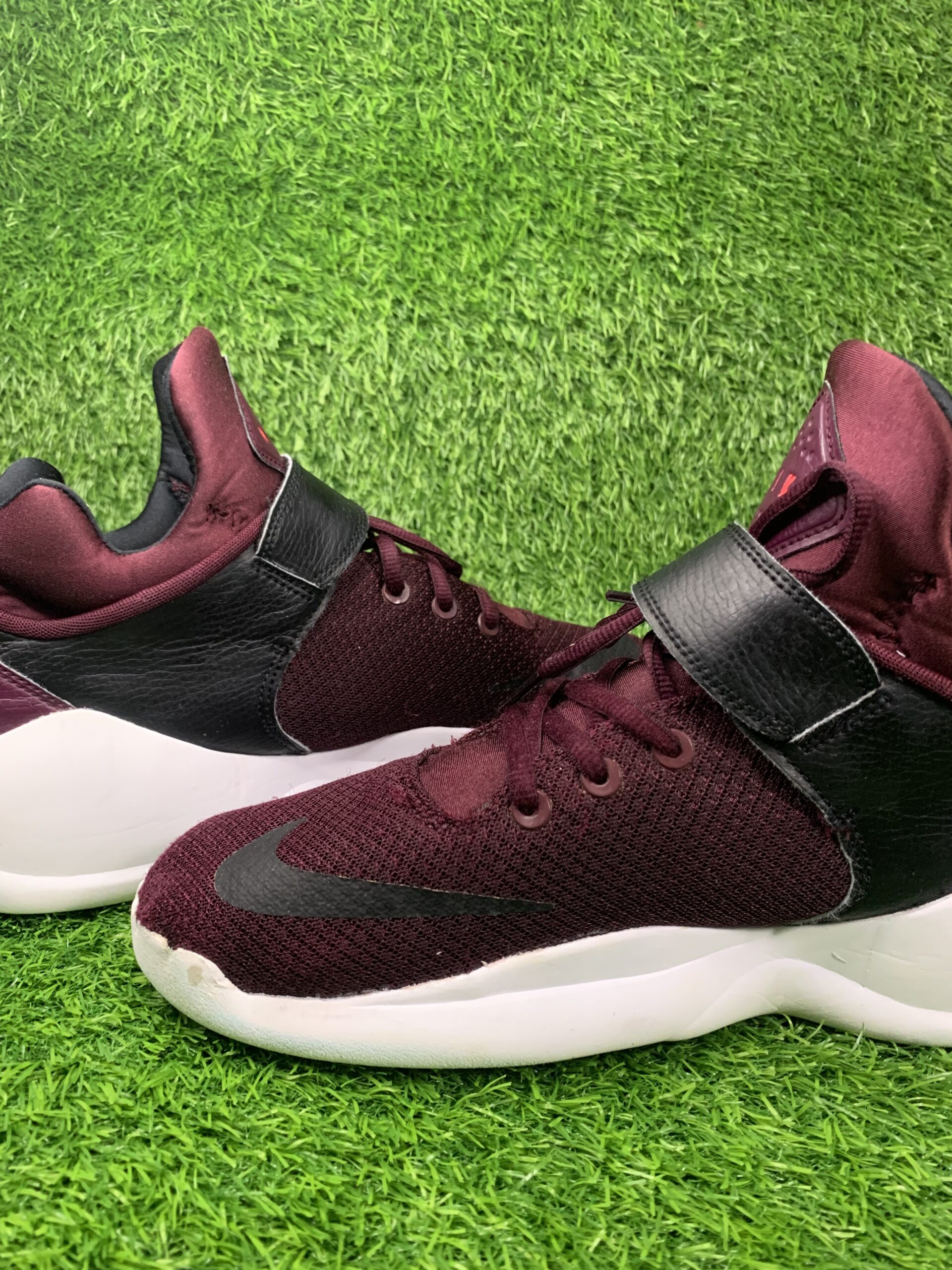 Nike Kwazi Night Maroon sneaker - Image 3
