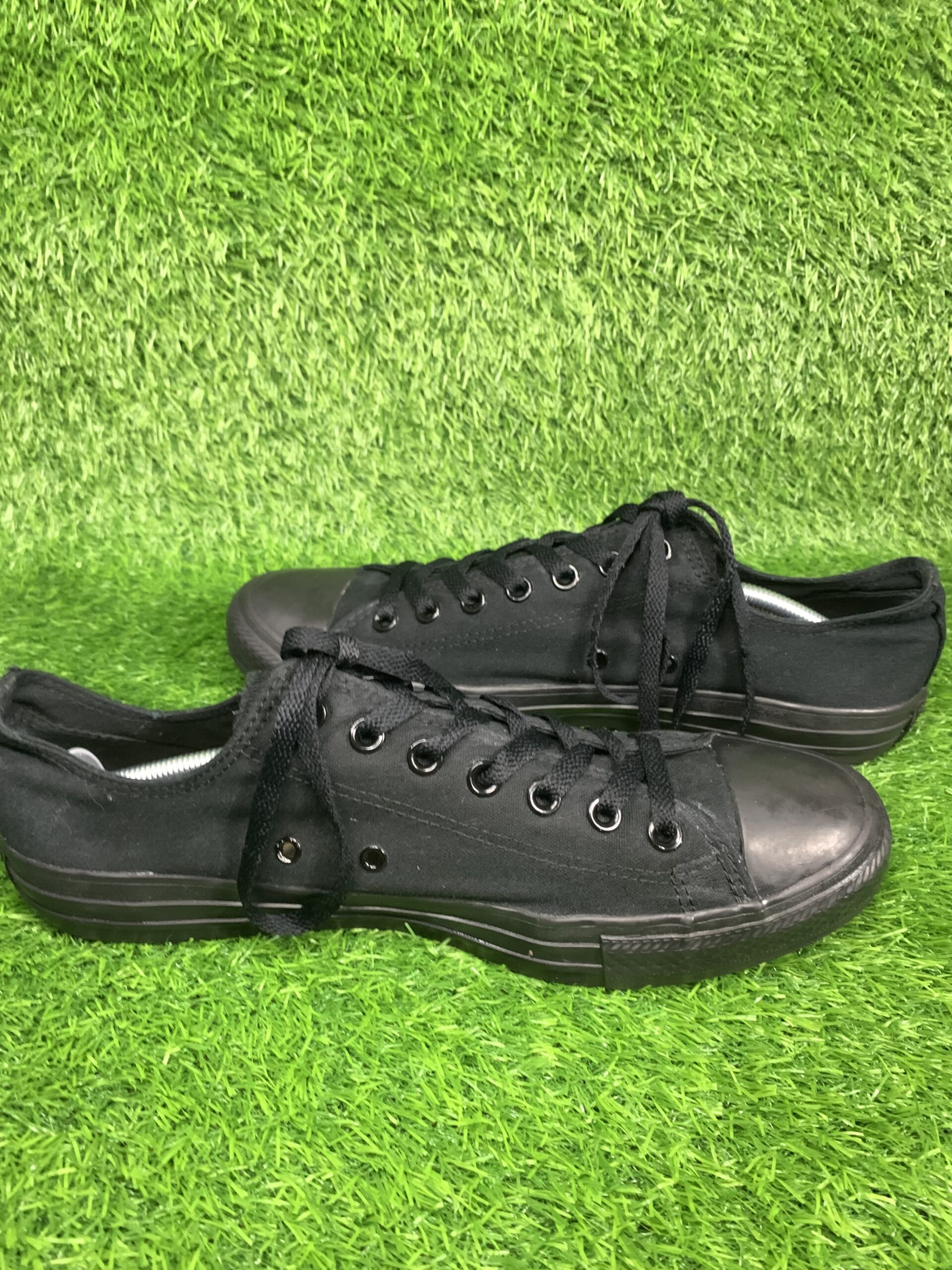 Converse Chuck Taylor All Star low top sneakers - Image 2