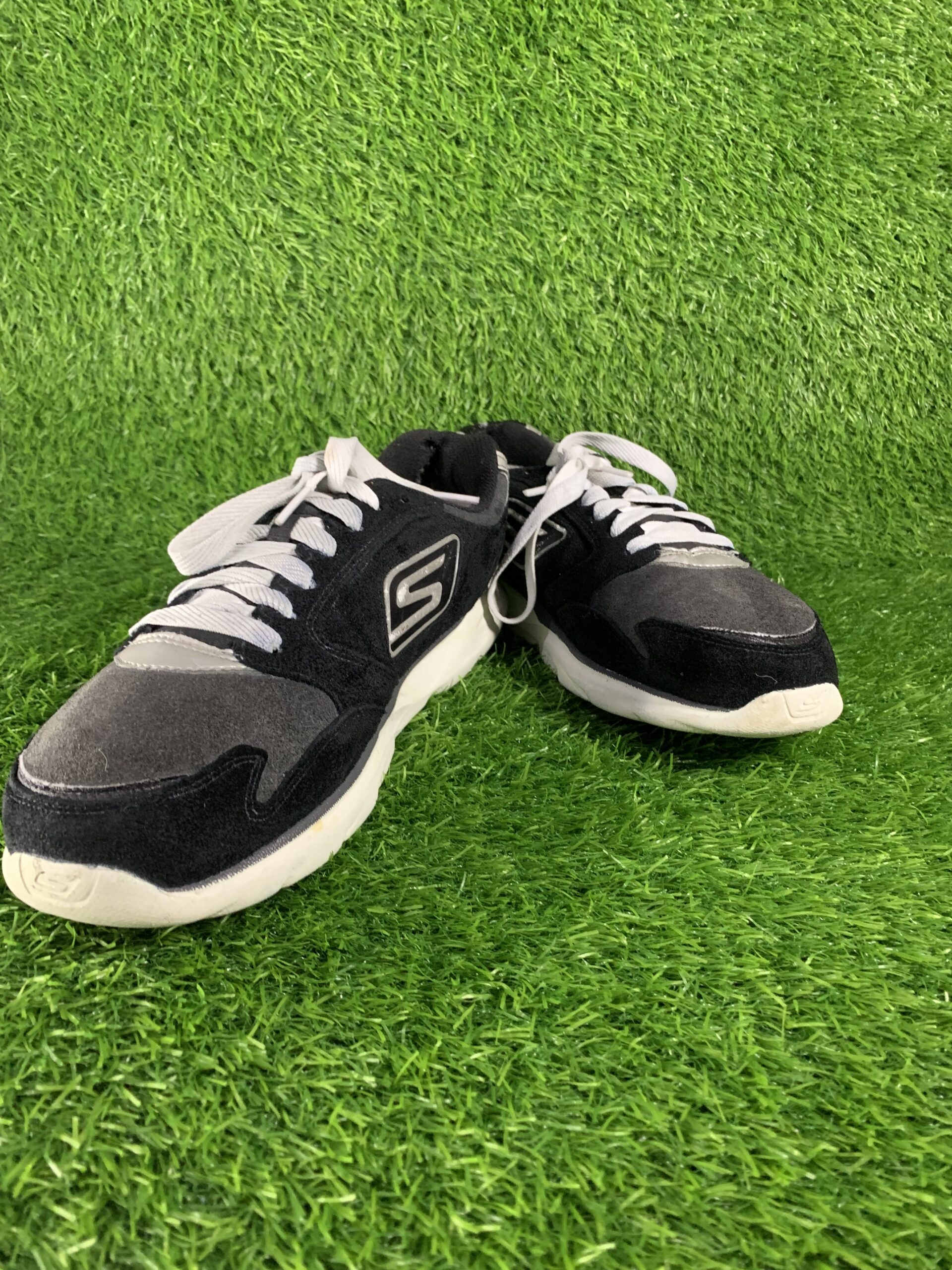 Skechers Go run Sonic Victory