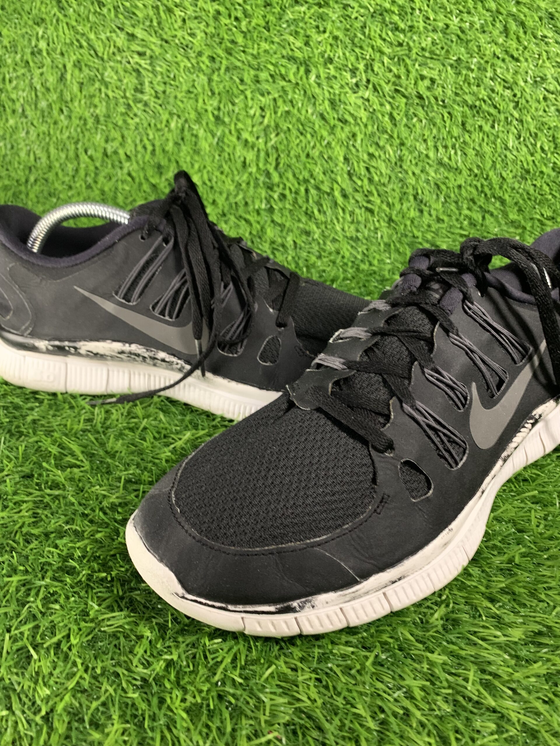 Nike Free 5.0 running shoes i - Image 2