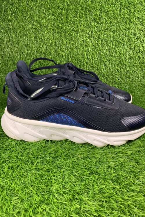 Air Cooled Lightwheight running shoes