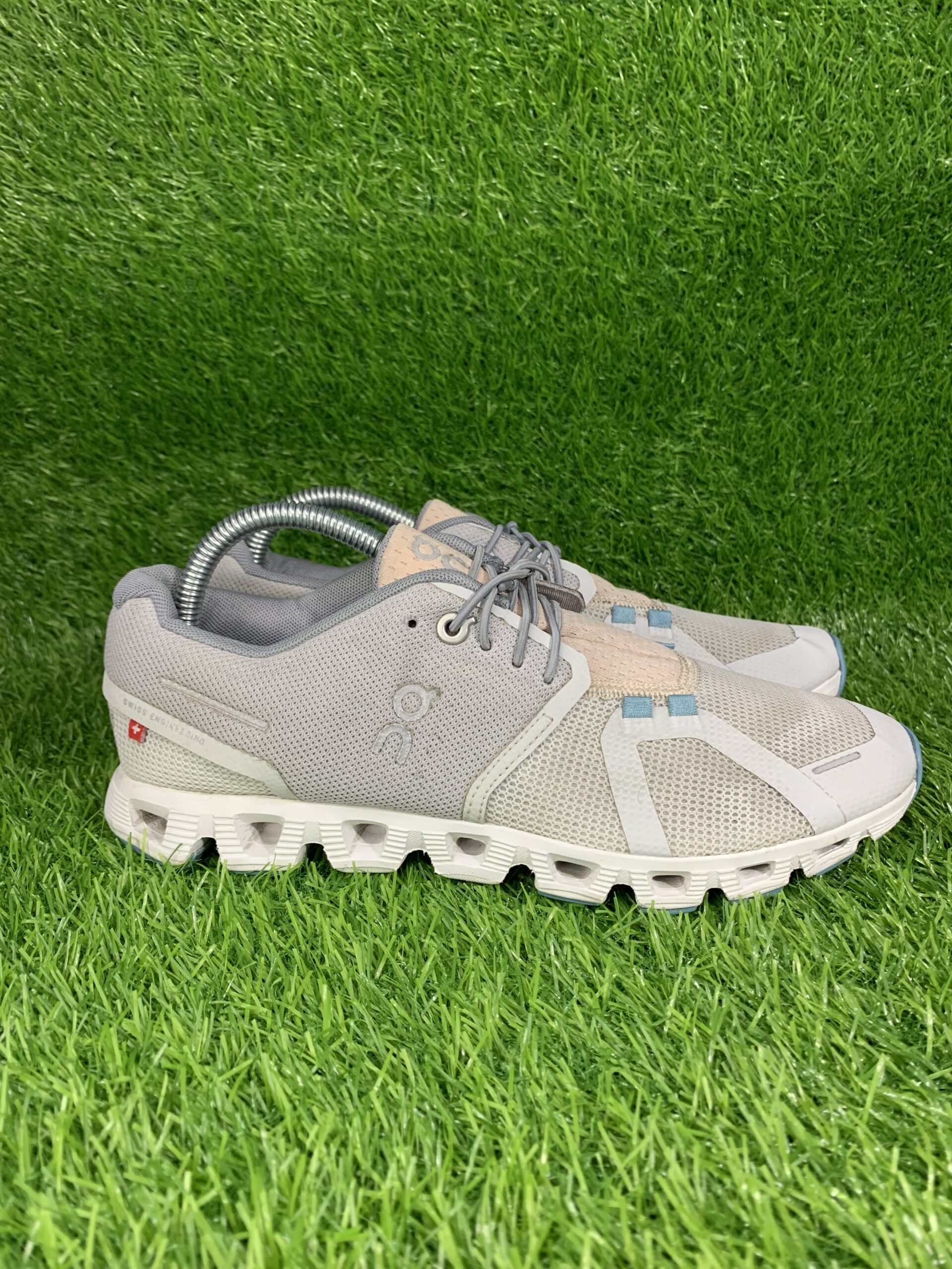 On Cloud 5 running shoe - Image 3