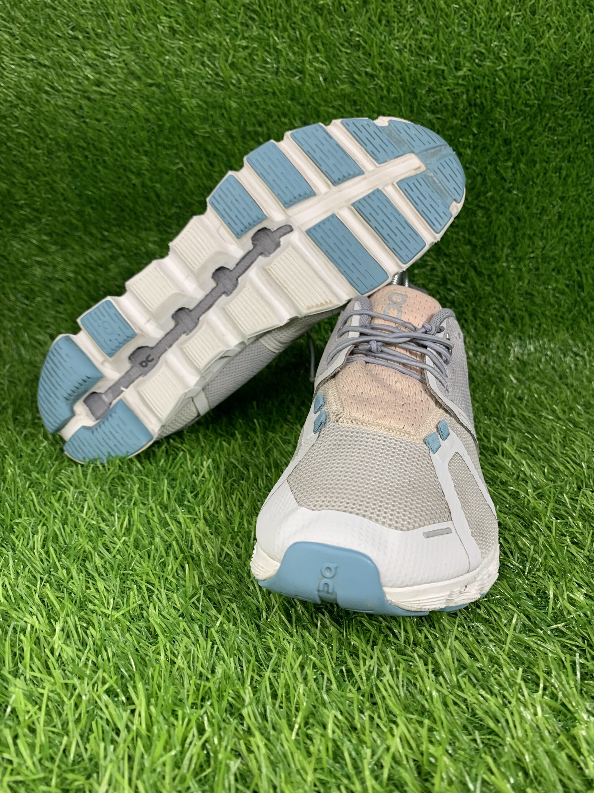 On Cloud 5 running shoe - Image 2