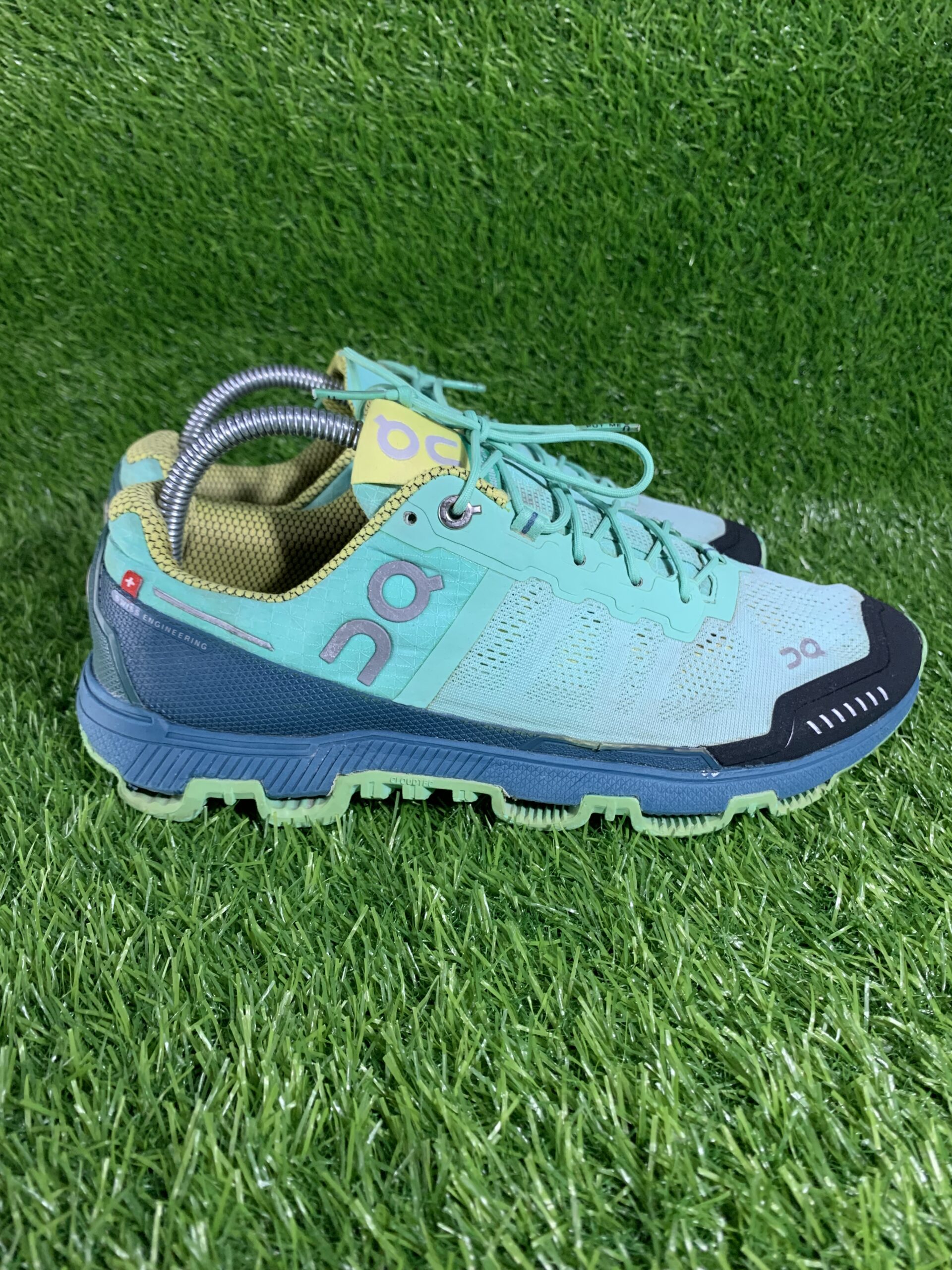 women's On Cloud venture trail running shoes - Image 3